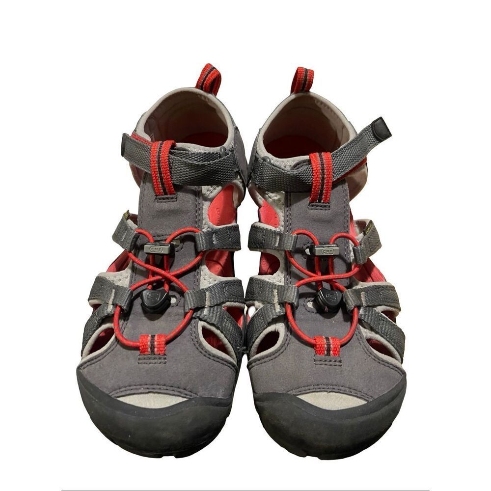 Keen Kids Gray Red Seacamp II CNX Waterproof Hiking Water Shoe Sandals Size 6